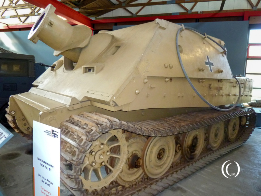 Deutsches Panzermuseum Munster – Germany | LandmarkScout