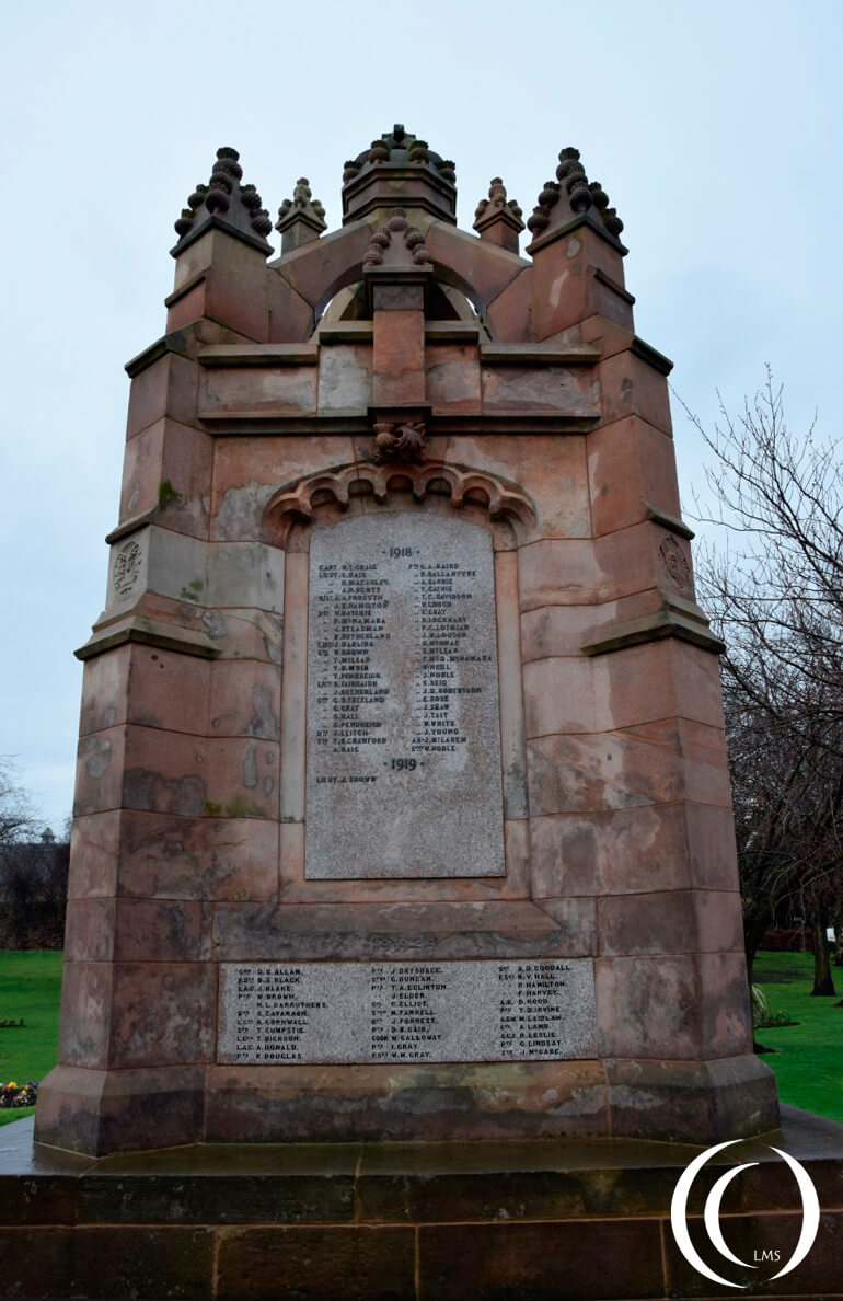 War memorial Dalkeith - the Great War end WW2