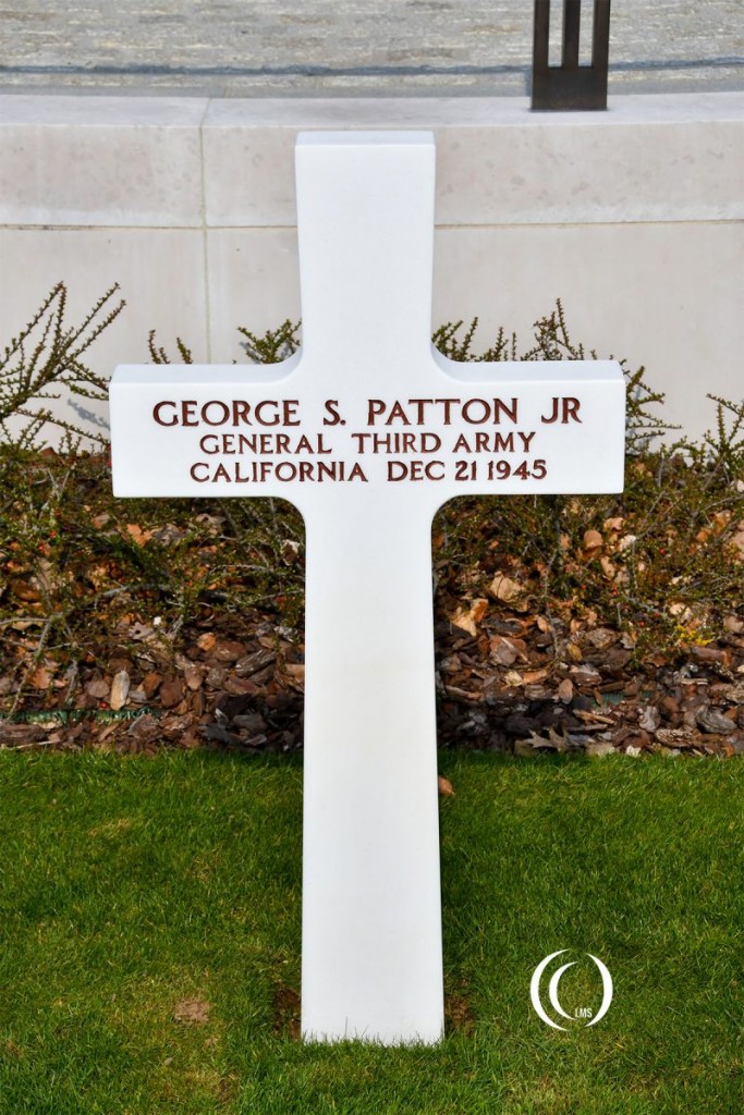 The Grave Of General George S. Patton At Luxembourg American Cemetery ...