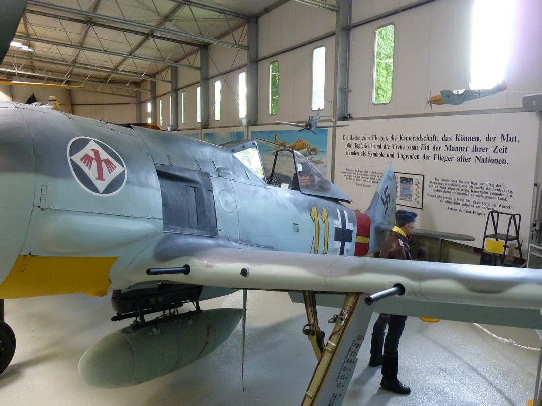 Focke Wulf Fw 190 A 8 Würger – German Fighter Landmarkscout