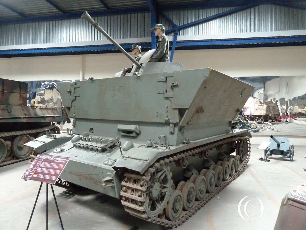 Panzerkampfwagen Iv – Sd.kfz. 161, With Technical Data On Ausf. J 