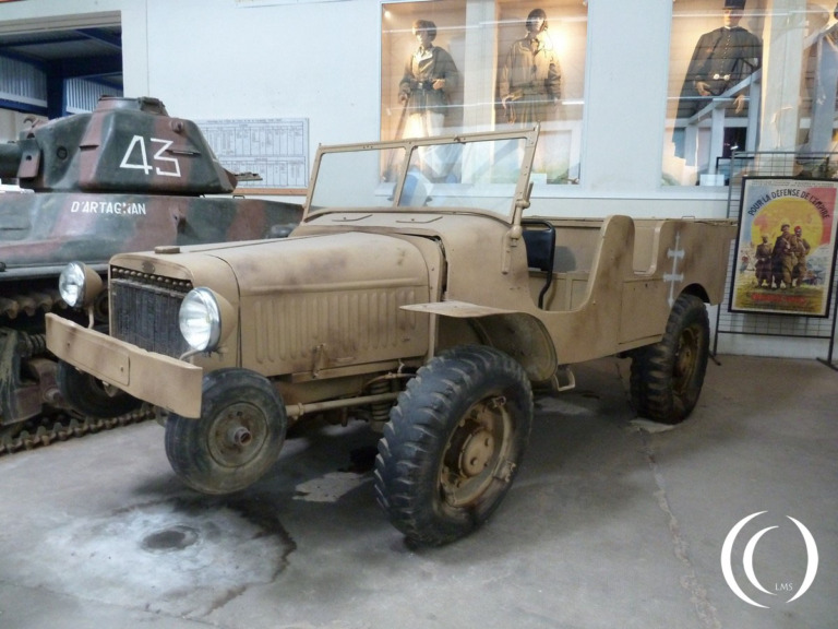 Laffly V15T – French Light Artillery Tractor - photo 2014