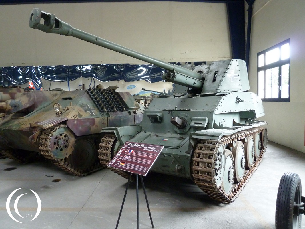 Panzerjäger 38(t) für 7,62 cm PaK36(r) or Marder III and G13 Hetzer in the back - photo 2014