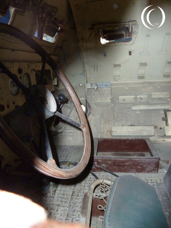 Driver seat Panzerwerfer 42 - Maultier Halftrack - photo 2014