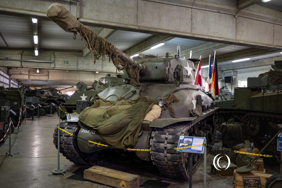 Sherman M4A1E8 76 (W) HVSS tank