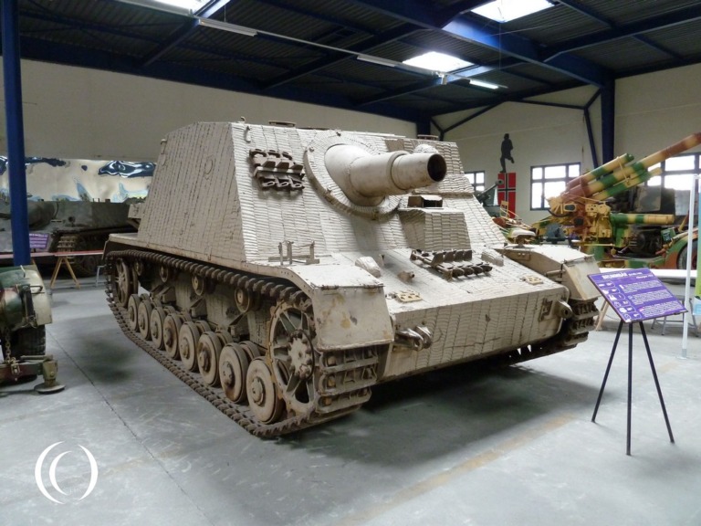 Sturmpanzer IV – Brummbar – Assault Tank | LandmarkScout