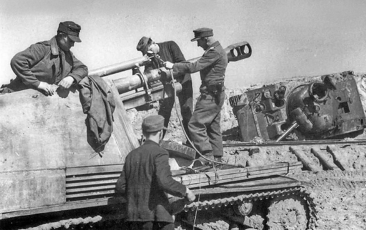 Wespe of the 26th Panzer Division Italy 1944- courtesy panzerserra