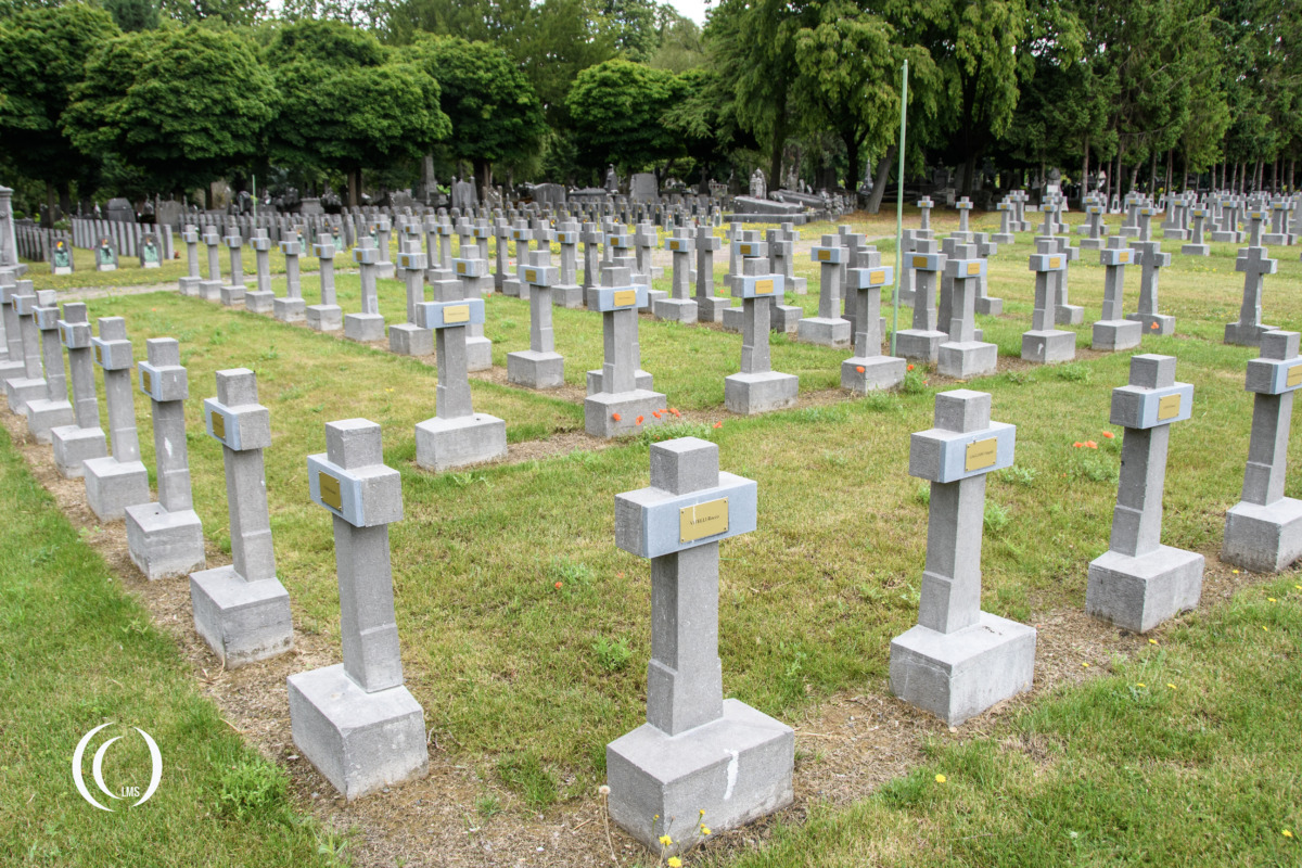 Italian WW1 war graves robermont cemetery