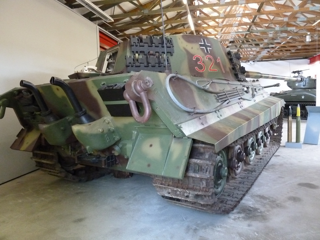 Panzerkampfwagen VI Königstiger – Sd.Kfz. 182, With Technical Data On ...